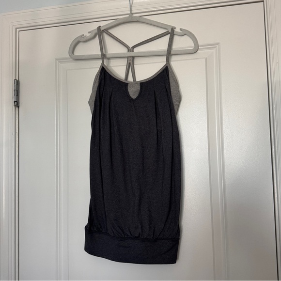 Lululemon Let it Loose Tank Top Gray Tank with Striped Sports Bra Size 8 - Picture 1 of 5